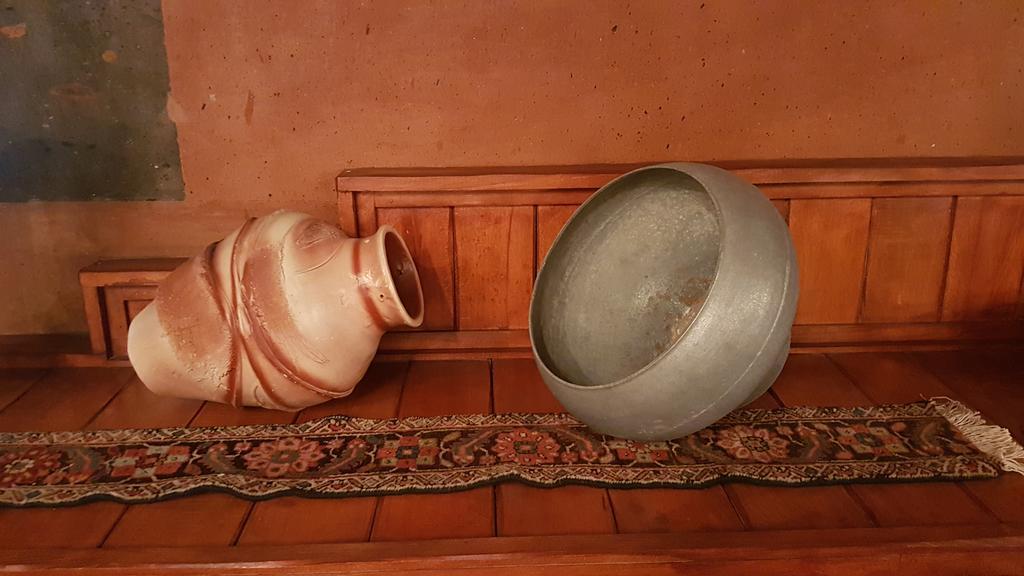 Armenian Royal Palace Erywań Zewnętrze zdjęcie